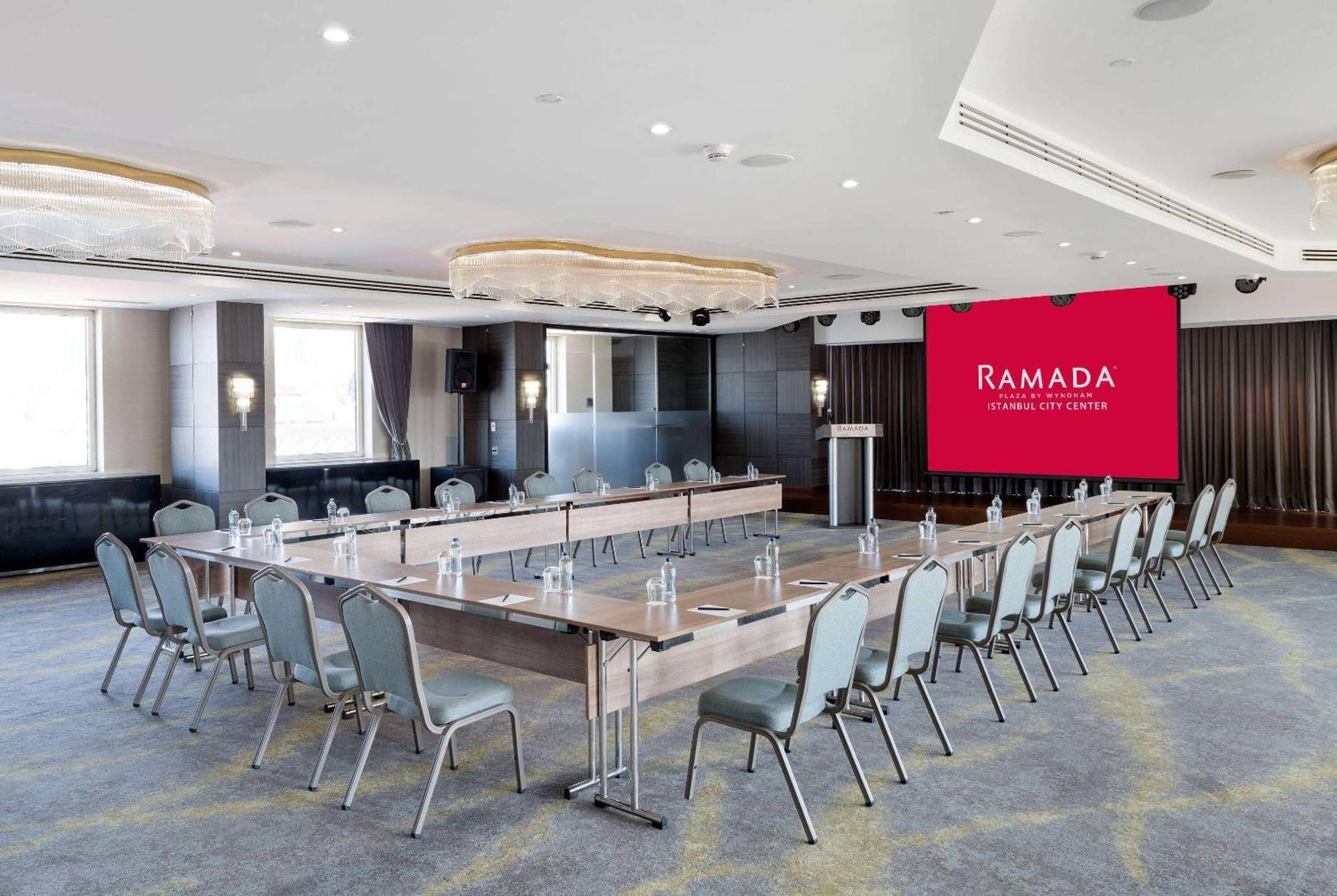 Ramada Plaza By Wyndham Istanbul City Center (Adults Only) Eksteriør bilde