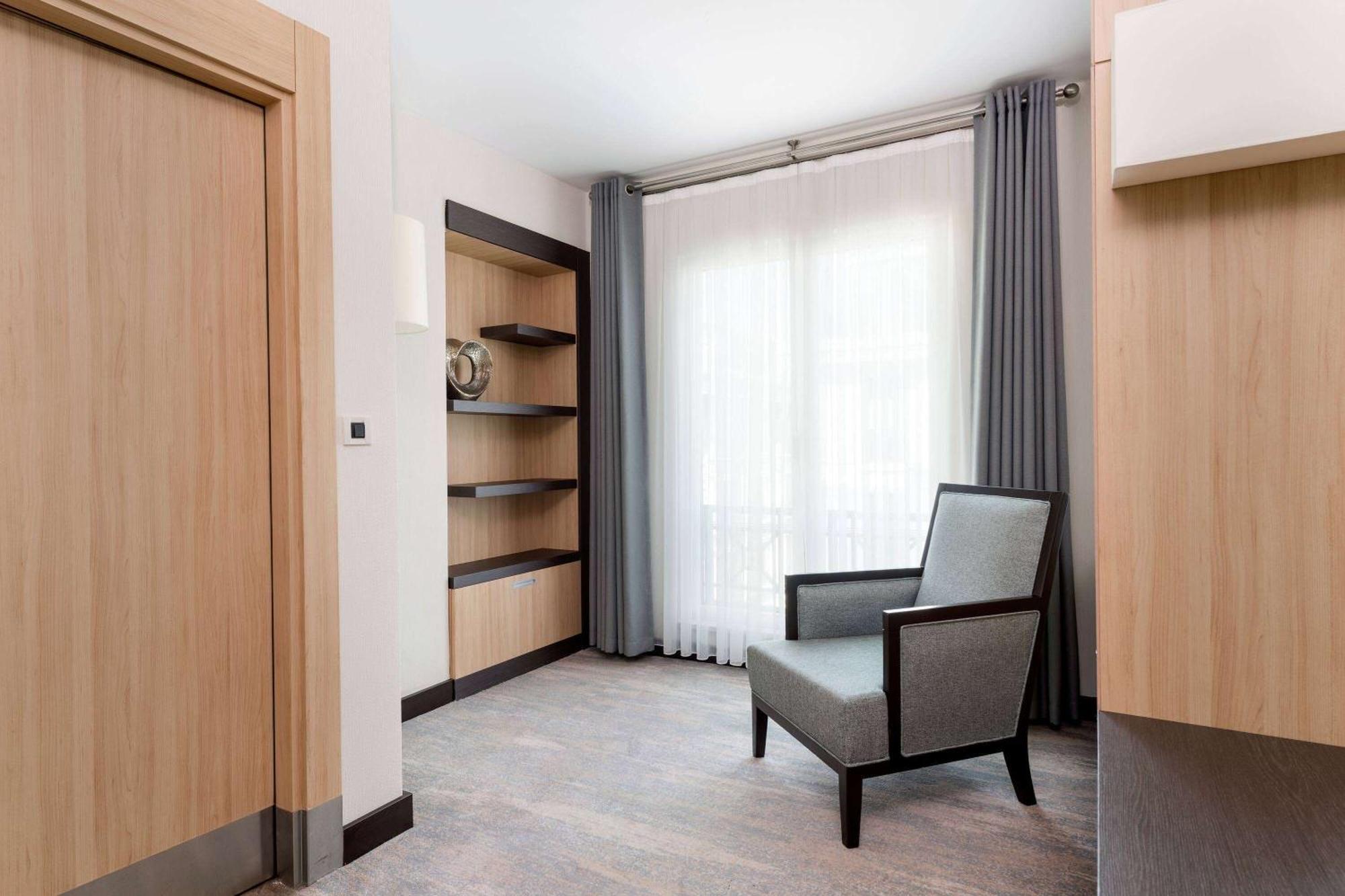 Ramada Plaza By Wyndham Istanbul City Center (Adults Only) Eksteriør bilde